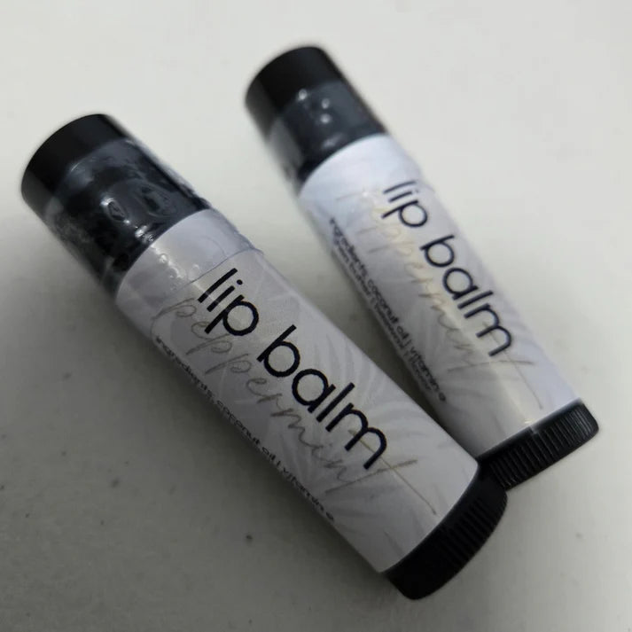 Natural lip balm for dry lips – moisturizing and nourishing lip care by Island Naturals PR